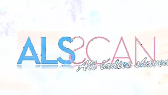 Riley Reid Sucking And Fucking For ALS Scans!