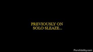 Faye Reagan Lets Kelly Madison Play With The Cum On Her Boobs!