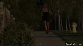 Alexis Texas In A Threesome With Kelly Madison!