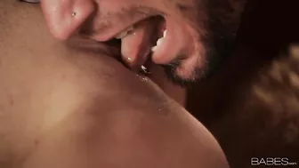 Courtney Taylor In A Slow Grinding Fuck Video!