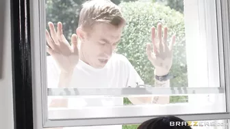 Kiki Minaj As The Farmers Daughter Getting Fucked In The Ass!