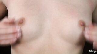 Cassie Laine Spreads Her Legs And Pleasures Herself!