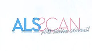 Angel Piaff Masturbating On A Bathroom!