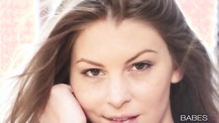 Amber Sym Doing Her Naked Thing For Babes!