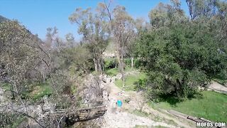 Jaclyn Taylor Sucking A Cock While Outdoors!