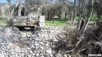 Jaclyn Taylor Sucking A Cock While Outdoors!