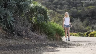 Kenzie Reeves Spends The Day With A Fat Cock!