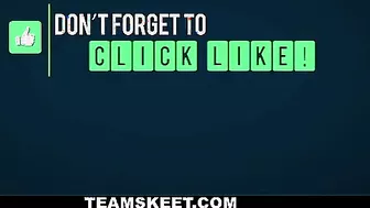 Adria Rae Takes A Load Of Cum On Her Ass From Abe Lincoln!