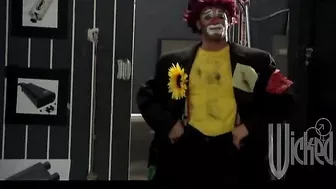 Eve Laurence Has Sex In A Garage!