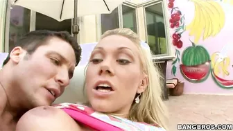 Samantha Sin Goes All Out For Anal Sex!