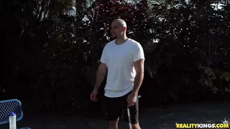 Abella Danger And Kali Roses Jump Rope Before Jumping On Jmac!