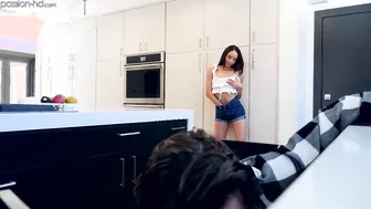 Alexis Tae Is Horny So She Makes A Booty Call!