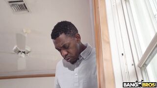 Michelle Anderson Teases Jonathan Jordan In Her String Bikini!