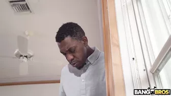 Michelle Anderson Teases Jonathan Jordan In Her String Bikini!