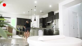 Skylar Vox Caught On Spy Fam Getting Fucked!