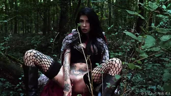 Megan Inky Is Fucking Herself In The Ass!