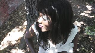 Ana Foxxx Heads Into The Bushes To Flash Us!