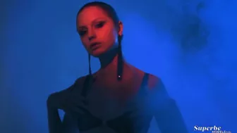 Amelie Lou In Her Erotic Striptease Video!