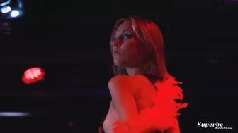 Hannah Ray is Stunning, Take A Look!