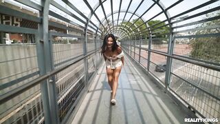 Jade Presley And Potro De Bilbao In "Caught Looking By The Nympho"!