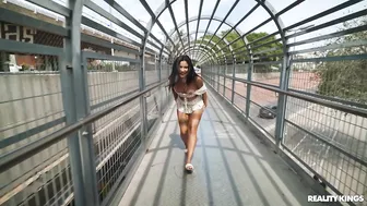 Jade Presley And Potro De Bilbao In "Caught Looking By The Nympho"!