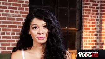 Harley Haze Takes Us Behind The Scenes!