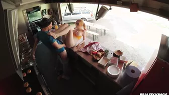Scarlett Jones With Charlie Dean In A "Fuck Truck" Video!
