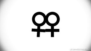 Leilani Leeane Has Some Lesbian Sex!