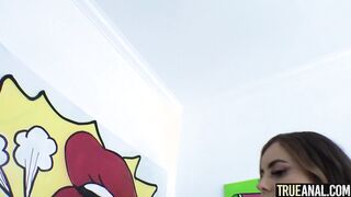 Jessie Rogers Has Him Cumming In Her Ass!