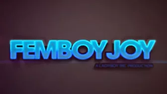 Ladyboy Joy Gets Her Cock Sucked!