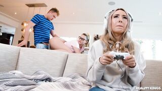 Heather Honey And Van Wylde In "Hot Nerd Cucks Gamer Girlfriend"!