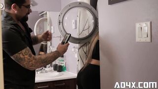 Pamela Kayne And Alex Duca Fucking In The Bathroom!