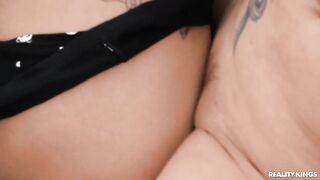 Brittany Bardot, Rika Fane And Nick Ross In "Jogging With MILF's"!