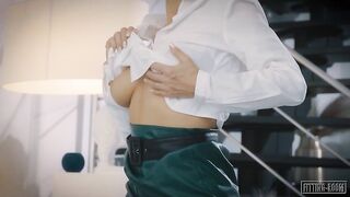 Fitting Room Has Ola Ramona In "Meet The New Teacher Trailer"!