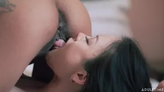 Feed Me Episode 3 With September Reign And Lulu Chu!