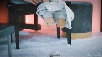 Fitting Room With Ola Ramona Spread And With A Vibrator!