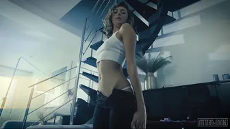 Fitting Room With Isabella De Laa In Every Inch Of My Skin Trailer.