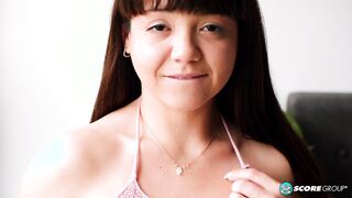 Mochi Mona Is New And She Wants You To Look At Her Pussy!