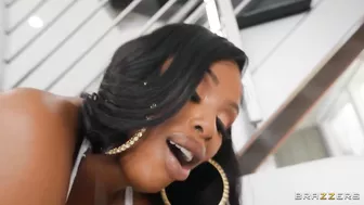 Lia Lovely And Scott Nails In "Fucking Lia's Lovely Curves"!