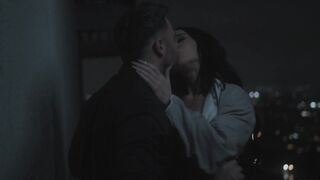 Jennifer White Spends The Night On Her Back Getting Laid!