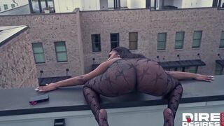 Arabian Eseina Shows Off That Ass On The Roof Top Before Fucking Jayy Alexis!