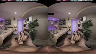 Katie Kush In Just Her Glasses And Sucking And Fucking In VR!