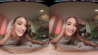 Gizelle Blanco Masturbating And Fucking A Dildo In VR!