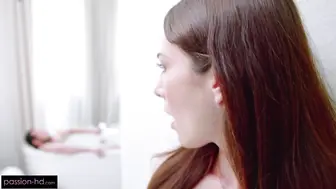 Tess Thompson Is Seducing Brad Sterling!