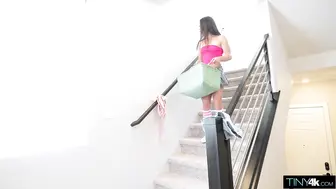 Quinton James Finds Daisy Pheonix Stuck In A Dryer!