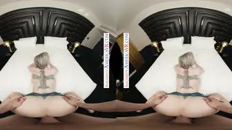 Dee Williams And Sam Shock In VR And Wow She Has Big Curves!