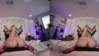 Madison Wilde Showing Us In VR What She Would Do To Your Dick!