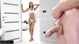 Lia Lin Masturbates Before Fucking A Hung White Guy!