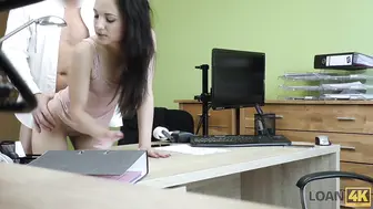 Loan 4K Gets Anal For His Cash!