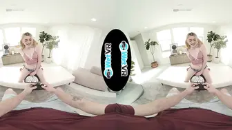 Gracey Snow And Kyle Mason Set Up A Cam And Film Themselves In VR!